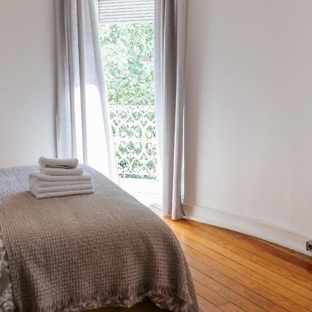 Center King Size Bird Room Lisbon Bagian luar foto