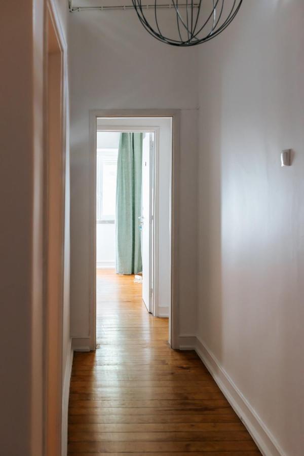 Center King Size Bird Room Lisbon Bagian luar foto